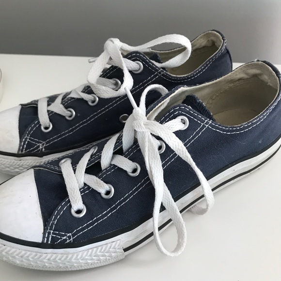 do converse run large